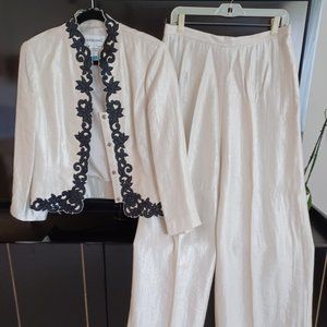 Victor Kosta suit - white with black embellishment - Size 12